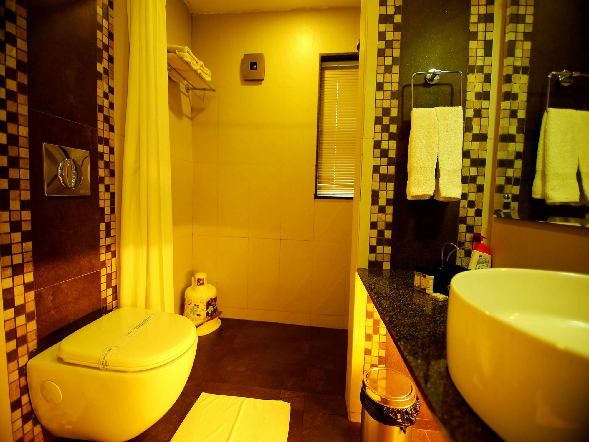 Hotel Oyo 8724 Vashisht Vashist Zewnętrze zdjęcie